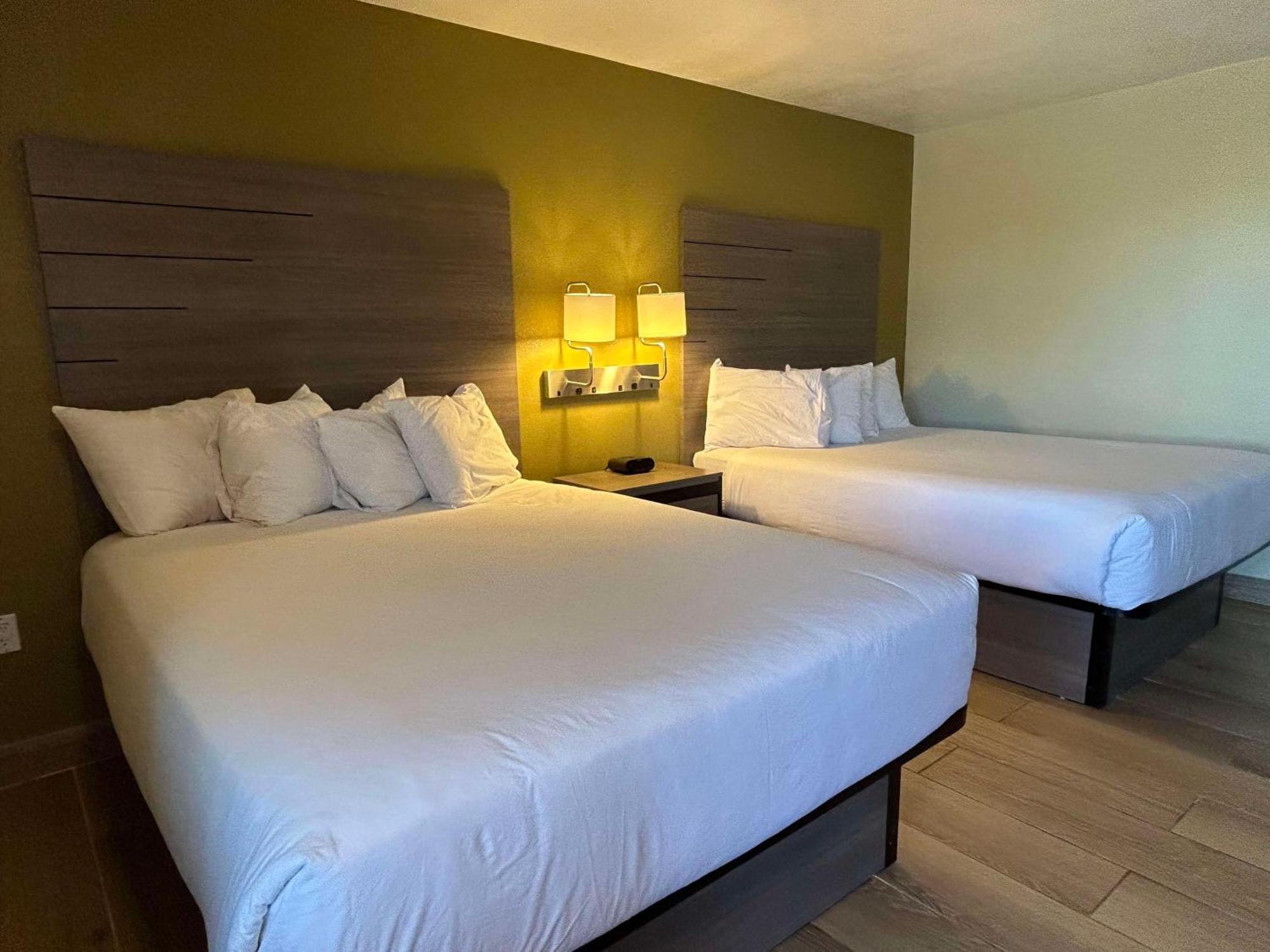 Surestay By Best Western Chambers Petrified Forest Екстер'єр фото